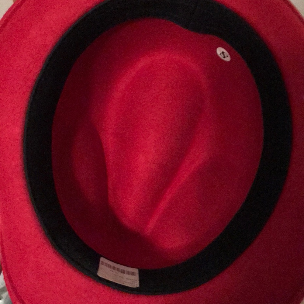 Fashionable hat - Picture 5 of 5
